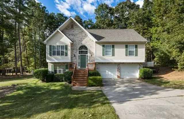 Large North Forsyth home with Garage photos photos