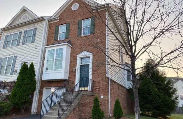 2514 Hildas Way - 2514 Hildas Way, Cherry Hill, VA 22191