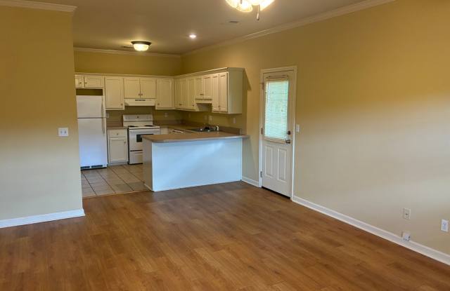97 Cypress Glen Gallery 3