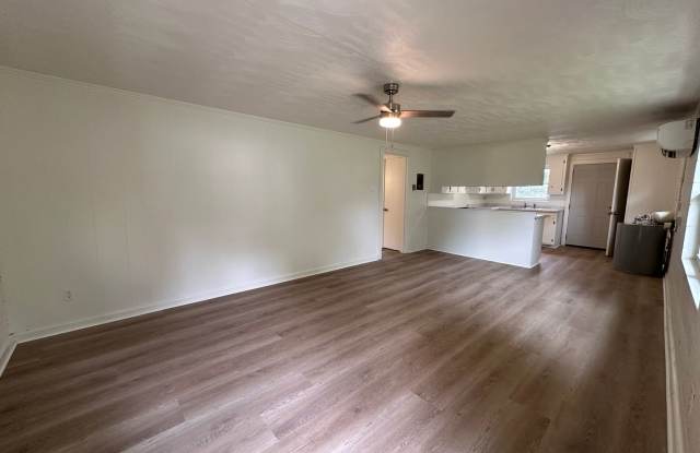 For Rent – $1,200/month | 2 Bed | 1 Bath photos photos