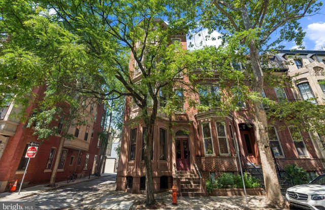 2117 SPRUCE STREET photos photos