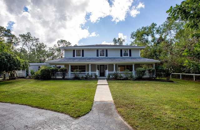 **GOLDEN GATE ESTATES**ANNUAL**5 BED 4 BATH**POOL**HORSE STABLE**RANCH HOME** - 3400 25th Avenue Southwest, Collier County, FL 34117 **GOLDEN GATE ESTATES**ANNUAL**5 BED 4 BATH**POOL**HORSE STABLE**RANCH HOME** - 3400 25th Avenue Southwest, Collier County, FL 34117