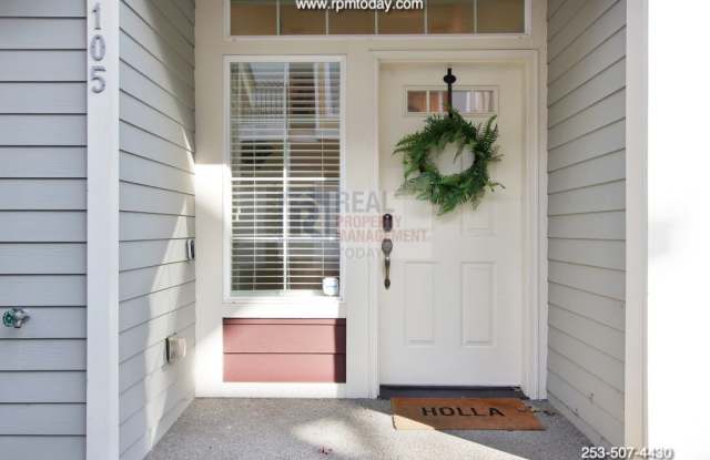 2105 Tacoma Court Gallery 3