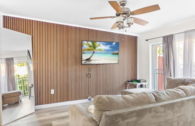 8530 NW 3rd Ln - 8530 Northwest 3rd Lane, Fountainebleau, FL 33126