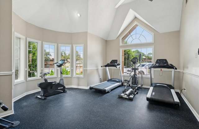 Amber Dawn Apartments Gallery 4