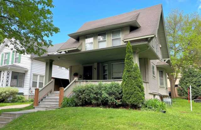 10 Lathrop S. (6 BR+) - Tallard Apartments photos photos