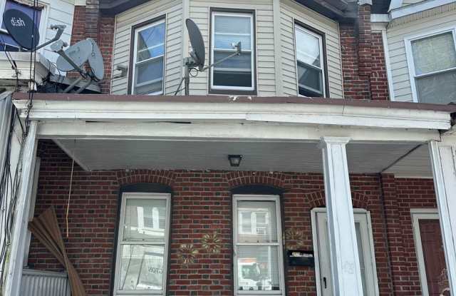 3 Bed, 1 Bath Townhome photos photos