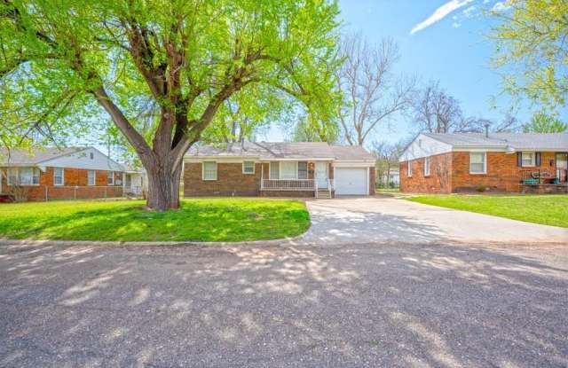 548 E Grumman Drive photos photos