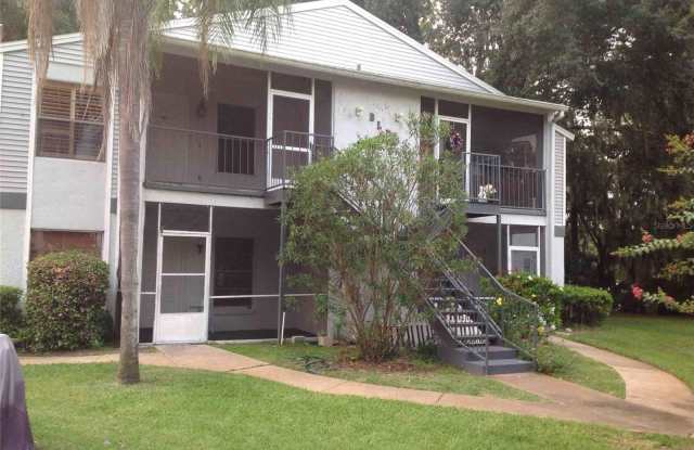 905 NORTHLAKE Drive Gallery 1