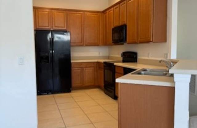 Apopka Overlook At Parkside Condominium 2 Bedroom 2 Bath with 1 car garage -Comfortable Living! Gallery 3