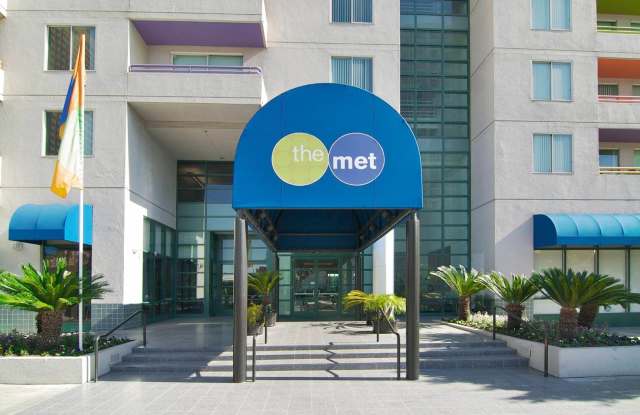 The Met photos photos The Met photos photos