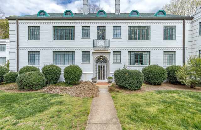 Beautiful 1 Bed 1 Bath near Moses Cone and downtown Greensboro photos photos