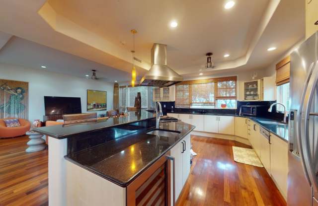 Beautiful Kahala Home on a Private Estate Gallery 3