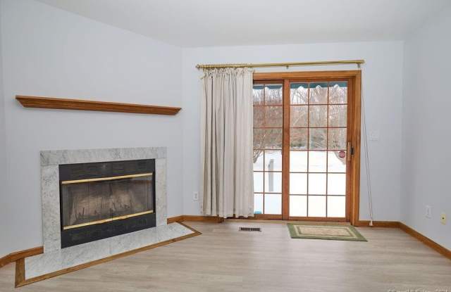 178 Ponus Avenue Gallery 4
