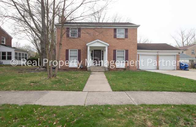 1 Room for Rent in a 6-Bedroom Student Home Near Calvin University photos photos
