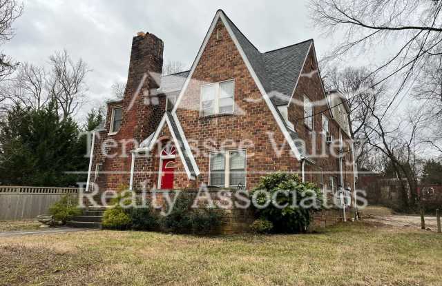 COMING SOON! 1 br/1 bath close to downtown Knoxville and UT campus! photos photos