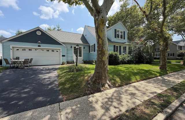 344 Cedar Avenue Gallery 2