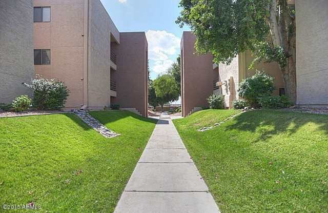 FREE RENT 2BR 2 BATH 2ND STORY CONDO FREE RENT photos photos