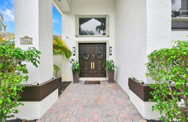 9866 SW 111th Ter photos photos