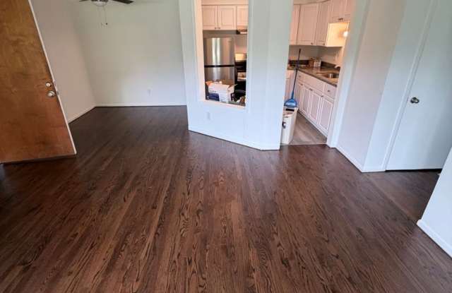 Two Bedroom First Floor Apt Gallery 3