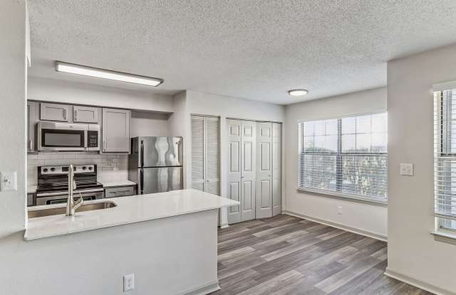 Summerlake Apartments photos photos