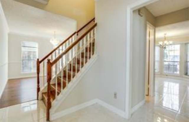 7333 Mesa Verde Trail Gallery 3