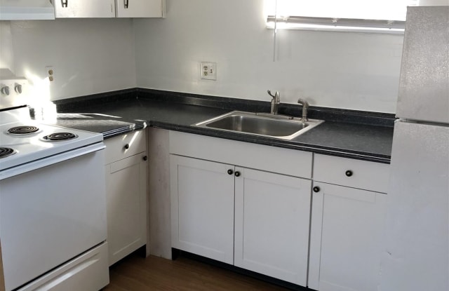 1151 Fairfield Ave Apt 5 - 1151 Fairfield Ave, Indianapolis, IN 46205