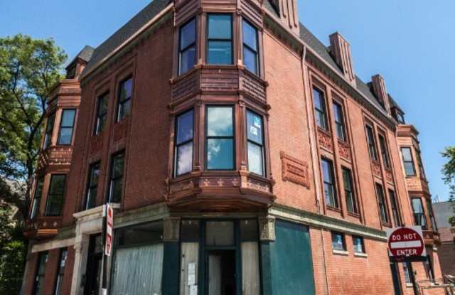 835 South Wolcott Avenue Gallery 2