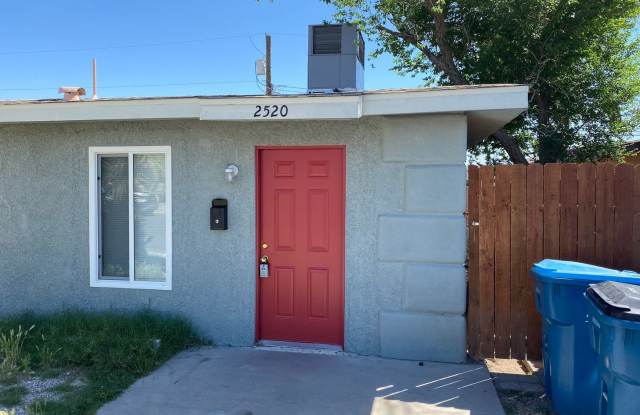 One story one bedroom Duplex Apartment, All Tile Floors!!! All Appliances!! Big back yard!! Recently Remodeled!! photos photos