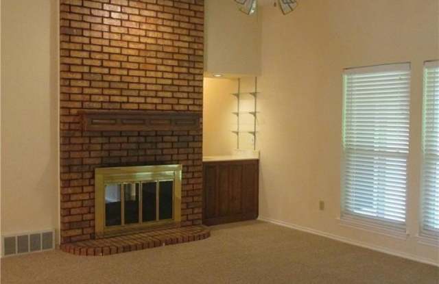 1312 Spyglass Drive Gallery 4
