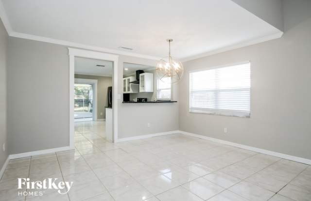 4212 Kipling Avenue Gallery 4