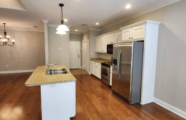 Charming 3-Bedroom Home with Modern Features in Valdosta Gallery 4