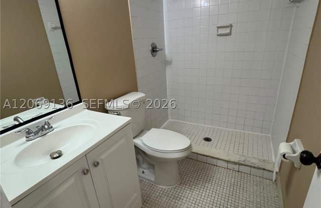 3129 Oakland Shores Dr Gallery 3
