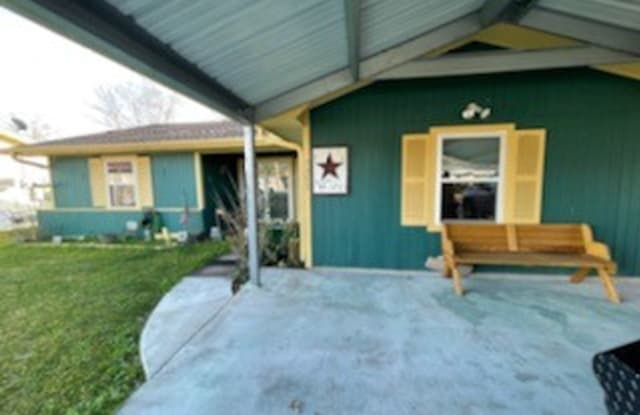 7155 Lewis Dr - 7155 Lewis Drive, Beaumont, TX 77708
