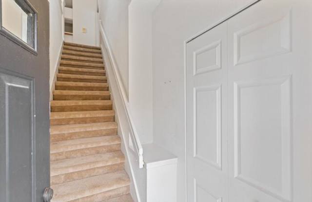 2724 White Magnolia Way Gallery 3