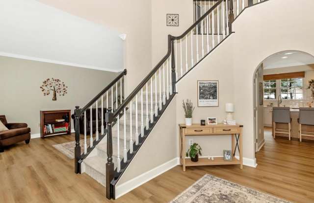 2422 COBBLESTONE WAY Gallery 3
