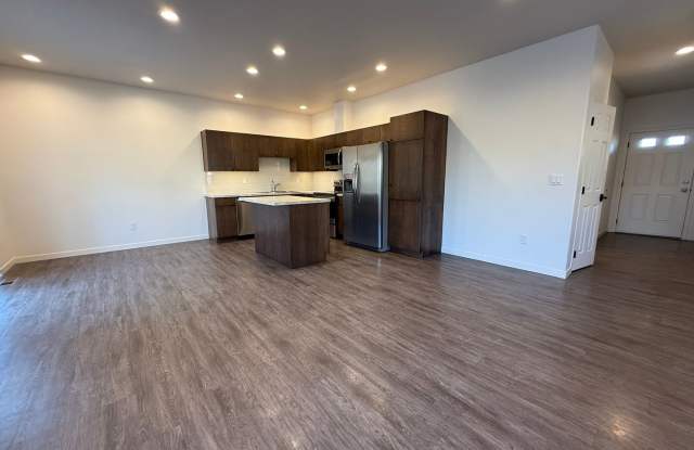 217 N 76th Ave photos photos 217 N 76th Ave photos photos