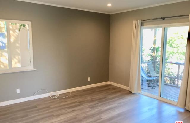 6917 DE LONGPRE Avenue - 6917 De Longpre Avenue, Los Angeles, CA 90028