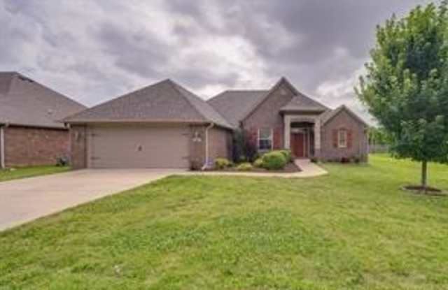 607 SW Barn Valley Road Gallery 2