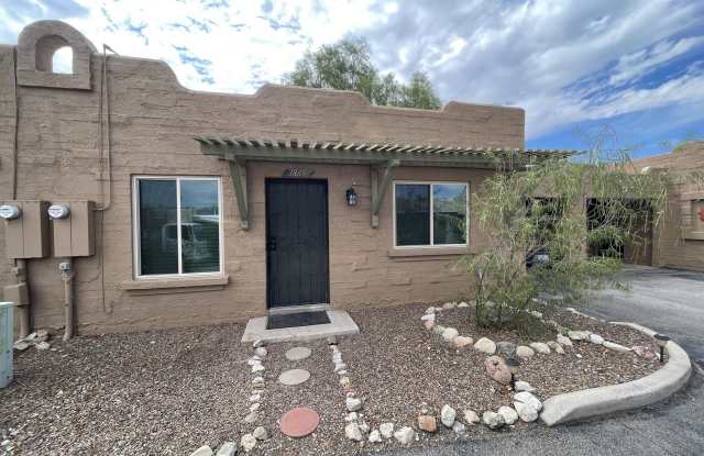 1865 W La Osa Street - 1865 West La Osa Street, Flowing Wells, AZ 85705