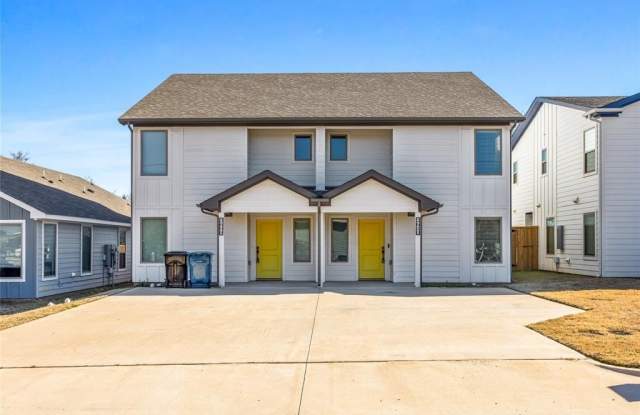 2610 S Fannin Avenue photos photos