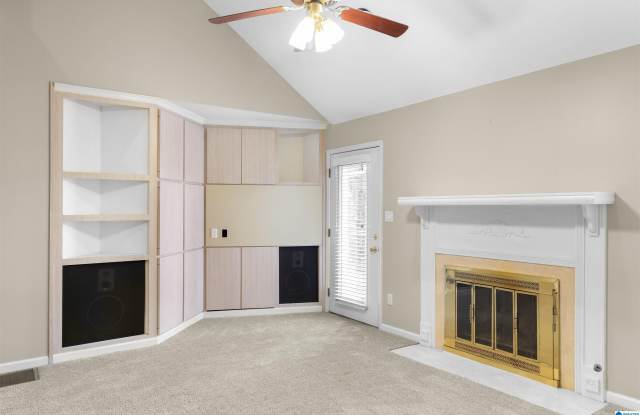 5409 WHISPER WOOD CIRCLE Gallery 2