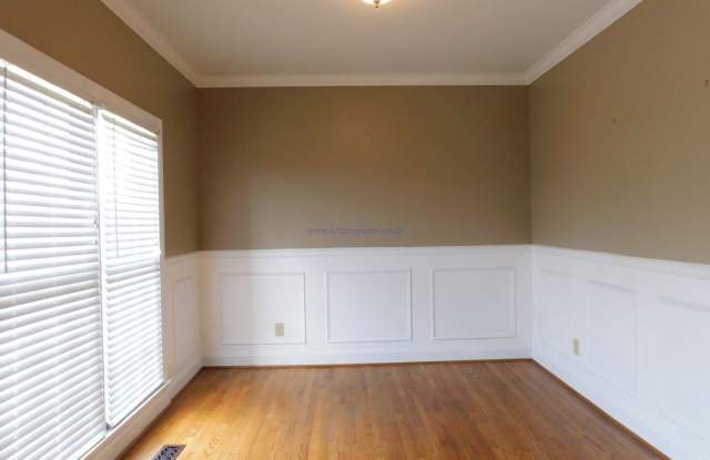 143 Katy Circle Gallery 3