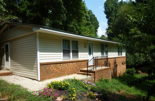 Coming Soon! Cozy Three Bedroom in Harbor House Area! - 5325 Cold Harbor Drive, Mecklenburg County, NC 28214