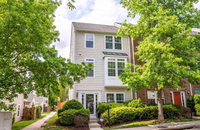 719 RAINIER RD - 719 Rainier Road, Charlottesville, VA 22903