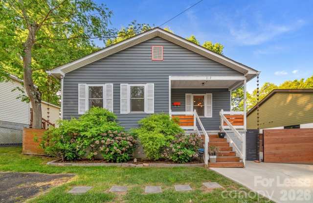 812 E 18th Street photos photos