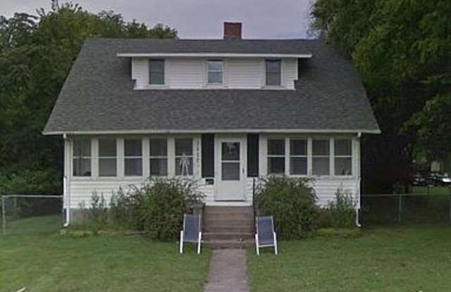 1117 Lincoln Way Gallery 1