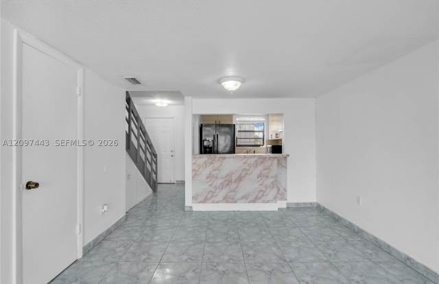 2261 W 53rd St Gallery 4