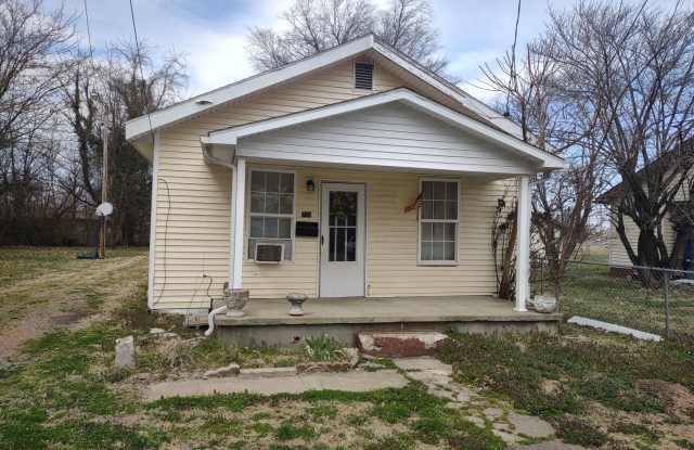 2 Bedroom / 1 Bath Paducah Gallery 1