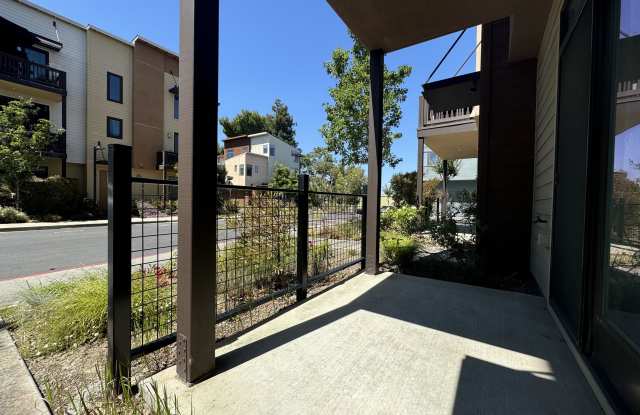 1163 Donner Lane - 1 Gallery 2